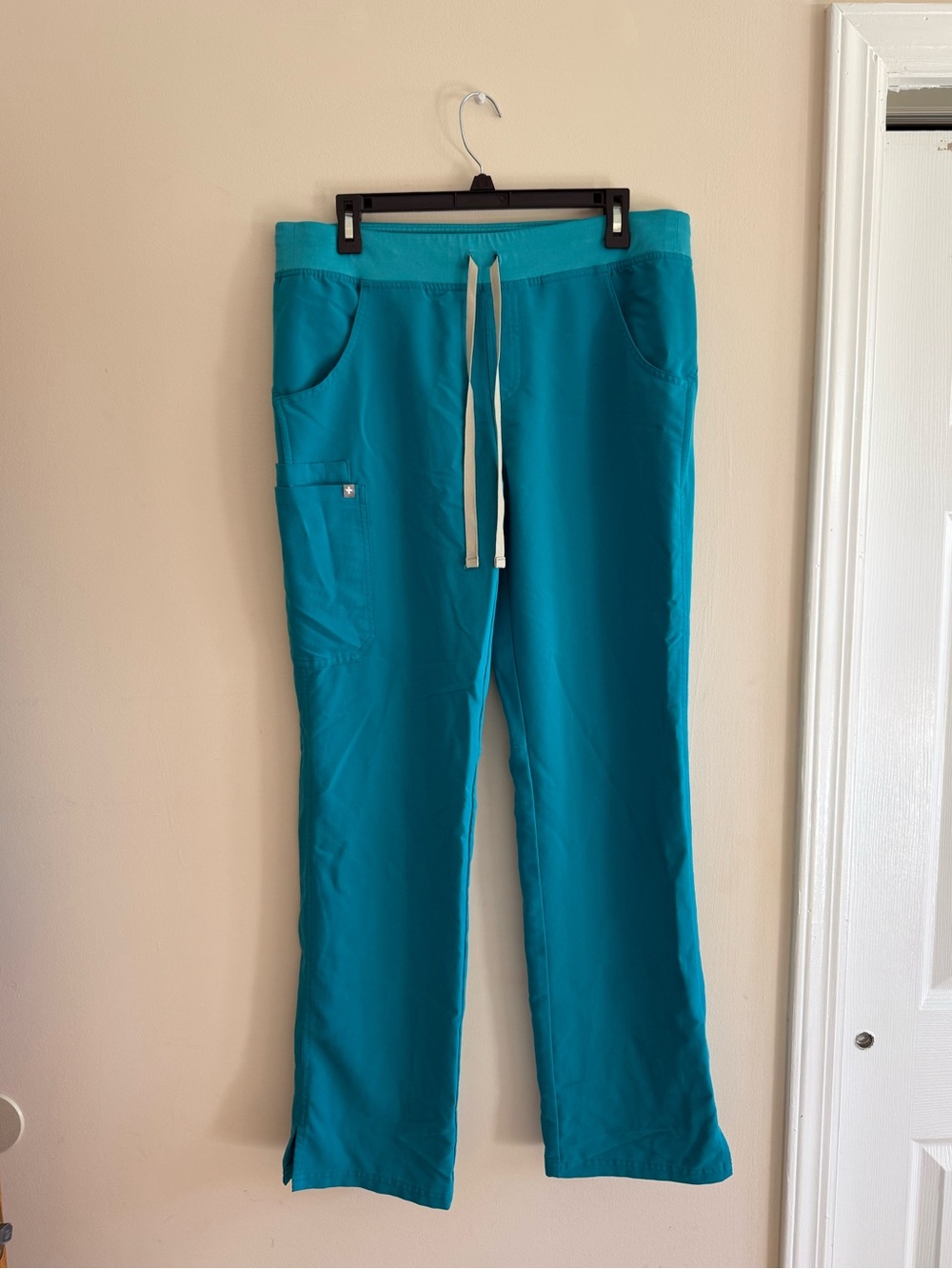Figs Kade straight leg scrub pants